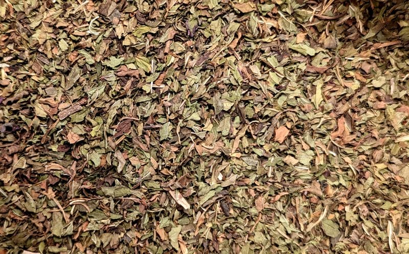 peppermint-dried-herbs-smokably-min